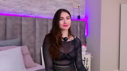 Snapshot of roxylester chatting on 03.06.25 Roxy online show from 03.06.25