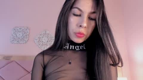 Snapshot of roxyreignn chatting on 09.26.25 RoxyReignn online show from 09.26.25