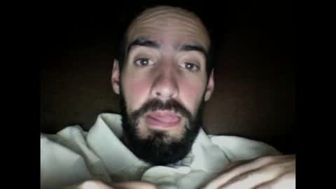 Snapshot of royartal chatting on 10.18.25 Rodrigo online show from 10.18.25