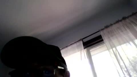 Snapshot of royboy2561 chatting on 09.26.25 Roy Murrin online show from 09.26.25