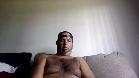 Snapshot of rubbingoneout714 chatting on 10.20.25 rubbingoneout714 online show from 10.20.25