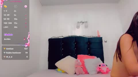 Snapshot of rubi_30 chatting on 01.20.25 Rubi i love online show from 01.20.25