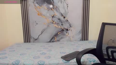 Snapshot of rubi_30 chatting on 11.27.25 Rubi i love online show from 11.27.25