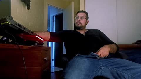 Snapshot of ruck_31 chatting on 01.03.25 Ruck online show from 01.03.25