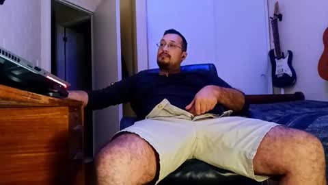 Snapshot of ruck_31 chatting on 10.29.25 Ruck online show from 10.29.25