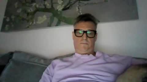 Snapshot of rudeski chatting on 02.17.25 rudeski online show from 02.17.25