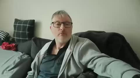 Snapshot of rusty69x chatting on 12.31.24 rusty69x online show from 12.31.24