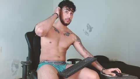 Snapshot of ryan_warren18 chatting on 02.12.25 RYAN online show from 02.12.25