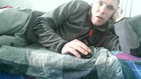 Snapshot of rytas02 chatting on 03.04.25 arte online show from 03.04.25