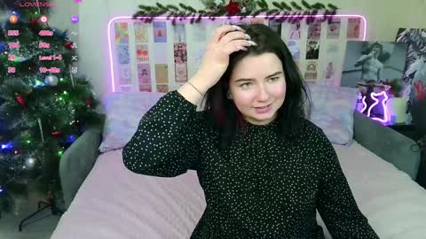 Snapshot of s_katekisa_ss chatting on 12.26.24 Kate online show from 12.26.24