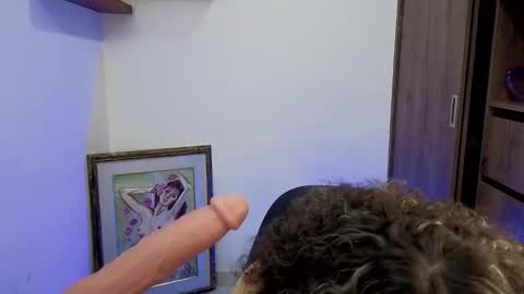 Snapshot of sabaha_ chatting on 10.01.25 S A B A H A online show from 10.01.25