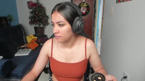 Snapshot of sabrina_chester_02 chatting on 12.27.24 Angie online show from 12.27.24