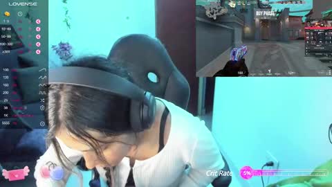 Snapshot of sabrina_chester_02 chatting on 03.06.25 Angie online show from 03.06.25