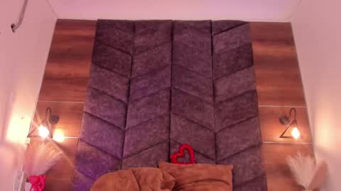 Snapshot of sabrinaspell_ chatting on 02.16.25 S A B R I N A online show from 02.16.25