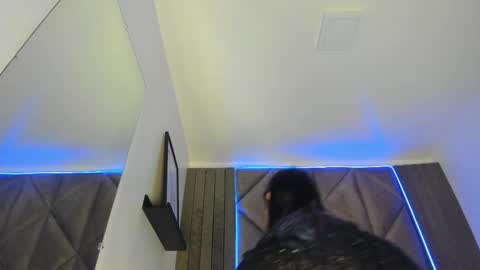 Snapshot of sabrinaspell_ chatting on 09.27.25 S A B R I N A online show from 09.27.25