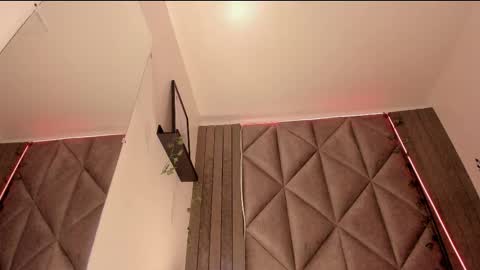 Snapshot of sabrinaspell_ chatting on 11.10.25 S A B R I N A online show from 11.10.25