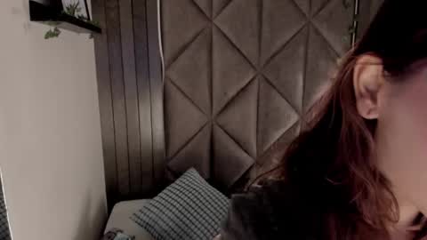 Snapshot of sabrinaspell_ chatting on 11.17.25 S A B R I N A online show from 11.17.25