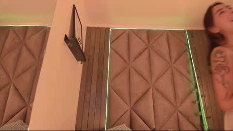 Snapshot of sabrinaspell_ chatting on 11.27.25 S A B R I N A online show from 11.27.25