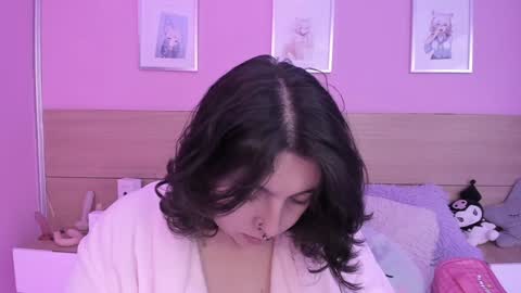 Snapshot of sachi_meow chatting on 02.06.25 Ig online show from 02.06.25