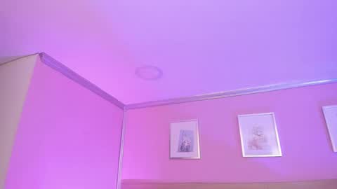 Snapshot of sachi_meow chatting on 02.12.25 Ig online show from 02.12.25