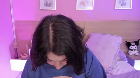 Snapshot of sachi_meow chatting on 02.13.25 Ig online show from 02.13.25