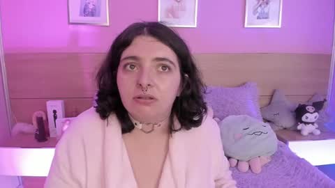 Snapshot of sachi_meow chatting on 02.15.25 Ig online show from 02.15.25