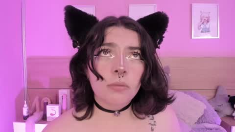 Snapshot of sachi_meow chatting on 02.21.25 Ig online show from 02.21.25