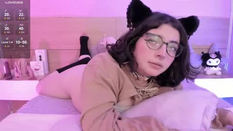 Snapshot of sachi_meow chatting on 03.02.25 Ig online show from 03.02.25