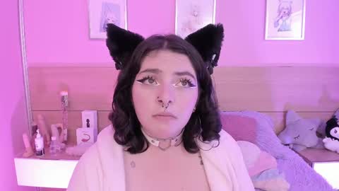 Snapshot of sachi_meow chatting on 03.09.25 Ig online show from 03.09.25