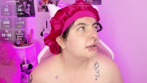 Snapshot of sachi_meow chatting on 11.09.25 Ig online show from 11.09.25