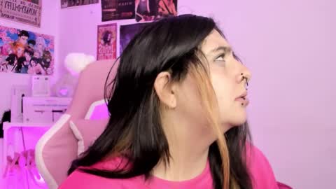 Snapshot of sachi_meow chatting on 11.15.25 Ig online show from 11.15.25