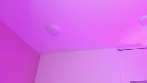 Snapshot of sachi_meow chatting on 11.28.25 Ig online show from 11.28.25