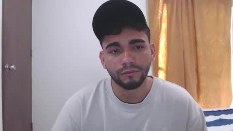 Snapshot of sack_rojas chatting on 10.16.25 Sack online show from 10.16.25