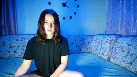 Snapshot of sademoface chatting on 09.10.25 pluto online show from 09.10.25