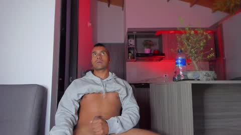 Snapshot of sag_1998 chatting on 12.10.24 Sag online show from 12.10.24