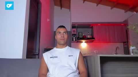 Snapshot of sag_1998 chatting on 03.02.25 Sag online show from 03.02.25