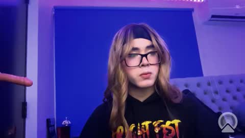 Snapshot of sallyyy22211 chatting on 11.01.25 sallyyy22211 online show from 11.01.25