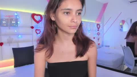 Snapshot of salome_rouse chatting on 12.23.24 Salome Rose online show from 12.23.24