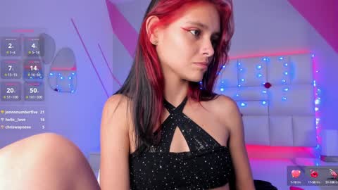 Snapshot of salome_rouse chatting on 02.01.25 Salome Rose online show from 02.01.25