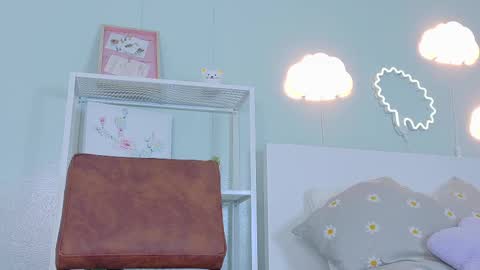   online show from 11.01.25