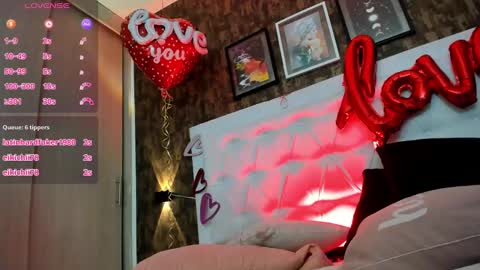 Snapshot of samantha__karolstone chatting on 02.15.25 SAMANTHA online show from 02.15.25