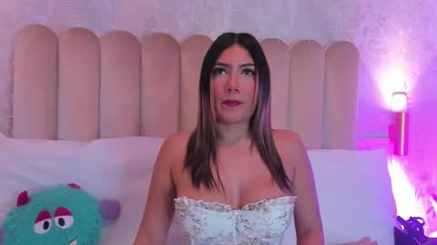 Samantha  online show from 02.16.25