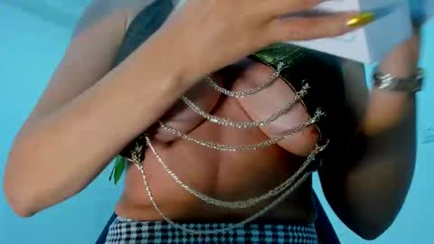 samantha_milfs online show from 10.31.25