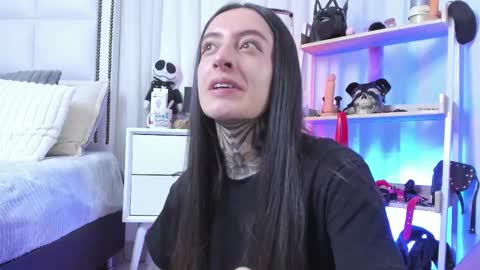 Snapshot of samantha_steward chatting on 09.23.25 Fernanda online show from 09.23.25