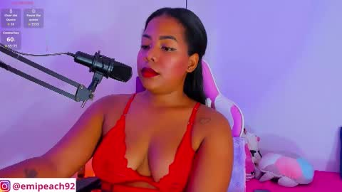 Snapshot of samanthabloom570089 chatting on 10.31.25 Samantha Bloom online show from 10.31.25