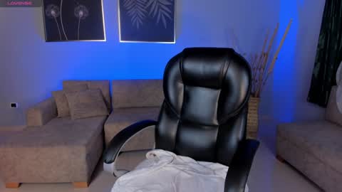 Samantha Klein online show from 01.30.25