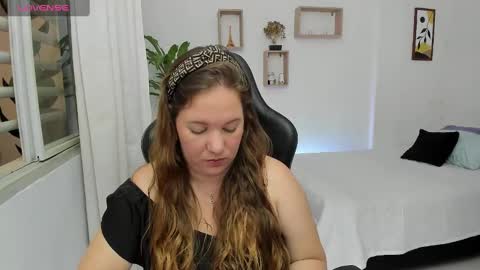 Snapshot of samanthaleon chatting on 01.26.25 Samantha samy online show from 01.26.25