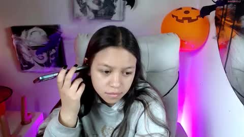 Samantha online show from 10.30.25