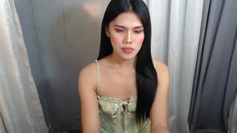 Snapshot of samanthasweety chatting on 12.16.24 Samantha online show from 12.16.24