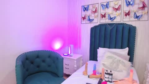 Samara Warren online show from 02.11.25